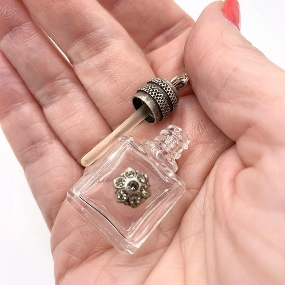 Catherine Popesco La Vie Parisienne Fragrance Scent Bottle Necklace - Picture 3 of 5